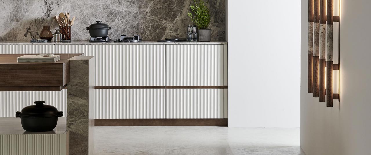 Lago Living - Pepe Kitchen - Zafferano collection detail